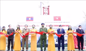 Bộ Công an Việt Nam bàn giao trụ sở công an bản đầu tiên cho Bộ Công an Lào