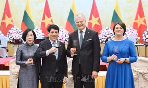 Chủ tịch nước Lương Cường chủ trì chiêu đãi chính thức Tổng thống Litva
