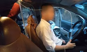 Cục Đăng kiểm Việt Nam: Không khuyến khích lắp thêm khoang chắn bảo vệ tài xế