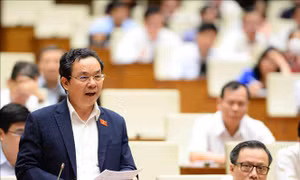 Đặt vai trò trung tâm của nhân dân trong Luật Thực hiện dân chủ ở cơ sở 