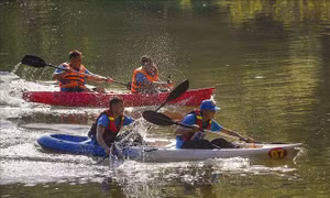 Đua thuyền Kayak trên sông Đà, kích cầu du lịch Hòa Bình 