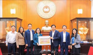 Tiếp tục ủng hộ đồng bào miền Trung, Tây Nguyên khắc phục hậu quả bão lũ