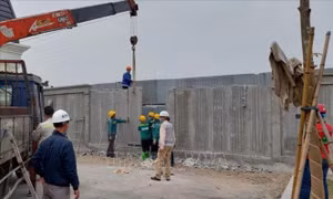 Hà Nội: Huyện Hoài Đức yêu cầu tháo dỡ bức tường chặn lối đi lại của người dân trước ngày 5/3