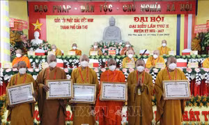Đề cao tinh thần Phật giáo phụng đạo giúp đời