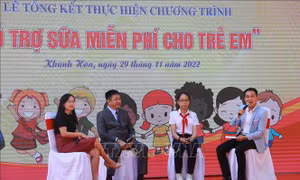 Sữa miễn phí góp phần phát triển thể chất trẻ em