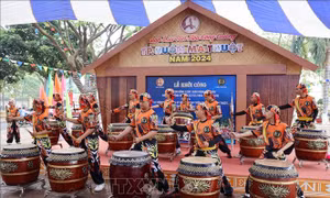 Nhân dân và du khách hào hứng hưởng ứng hoạt động mừng ngày Chiến thắng Buôn Ma Thuột