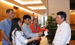  Khắc phục điểm yếu trong thu hút đầu tư, tạo điều kiện cho doanh nghiệp phát triển