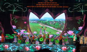 Khai mạc Lễ hội Làng Sen và Liên hoan Tuồng, Dân ca kịch toàn quốc năm 2022