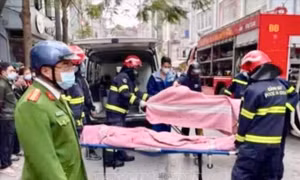 Hà Nội: Đốt vàng mã gây cháy lớn ở phòng trọ, 4 người tử vong