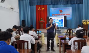 Tư vấn cho học sinh dân tộc nội trú chọn hướng phát triển phù hợp