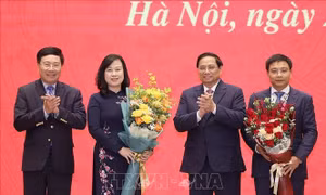 Thủ tướng trao Quyết định bổ nhiệm Bộ trưởng Bộ Y tế và Bộ trưởng Bộ Giao thông Vận tải
