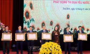 Phó Chủ tịch nước trao Huân chương Lao động cho 6 cá nhân tỉnh Thái Bình