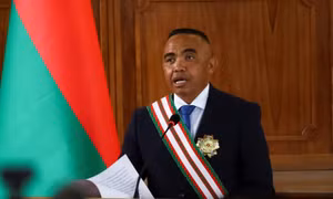 Tổng thống Madagascar giải tán Chính phủ