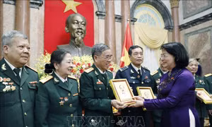 Gặp mặt Đoàn đại biểu Hội truyền thống Trường Sơn - Đường Hồ Chí Minh tỉnh Nam Định 