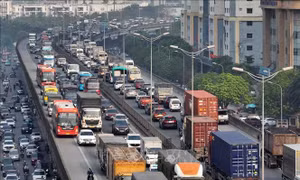 Ùn ứ kéo dài đoạn cao tốc Pháp Vân – Cầu Giẽ trong buổi sáng ngày đầu kỳ nghỉ lễ