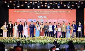 TTXVN giành giải B Giải báo chí về xây dựng Đảng của Hà Nội