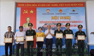 Phát huy sức mạnh toàn dân trong bảo vệ biên giới biển