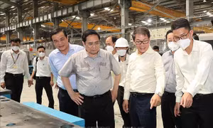 Thủ tướng thăm nhà máy sản xuất lắp ráp ô tô, xe máy của Tập đoàn Thaco 