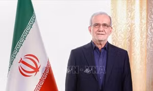Iran tạo điều kiện cho tàu Nhật Bản đi qua Eo biển Hormuz