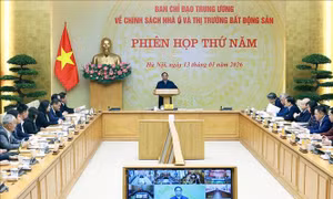 Thủ tướng Phạm Minh Chính: Kéo giảm giá nhà ở phù hợp với thực tế