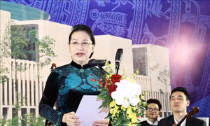 Chủ tịch Quốc hội Nguyễn Thị Kim Ngân chủ trì gặp mặt đại biểu Quốc hội khóa XIV