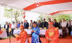 Tưởng niệm Thánh Nguyên Hoàng đế Hồ Quý Ly 