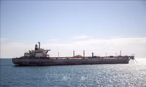 LHQ bắt đầu chuyển dầu khỏi tàu FSO Safer ngoài khơi Yemen