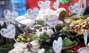 Đa dạng sắc màu bánh dân gian Nam Bộ