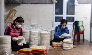Đòn bẩy phát triển nghề truyền thống bánh đa nem làng Chều