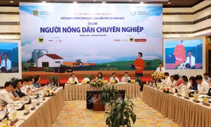 'Tri thức hóa nông dân' để phát triển nông nghiệp bền vững