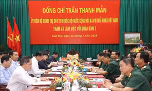 Chủ tịch Quốc hội Trần Thanh Mẫn làm việc với Đảng ủy - Bộ Tư lệnh Quân khu 9