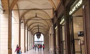 Hành lang mái vòm - Biểu tượng linh hồn của thành phố Bologna (Italy)
