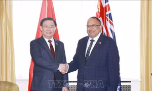 Chủ tịch Quốc hội Vương Đình Huệ gặp Chủ tịch Quốc hội New Zealand 