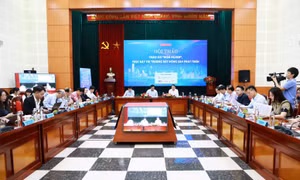 Gỡ 'điểm nghẽn', thúc đẩy thị trường bất động sản phát triển
