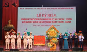 Giữ vững ổn định an ninh, xây dựng xã hội an toàn cho mỗi người dân