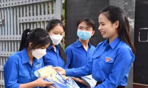 Hà Tĩnh huy động 35 đội tình nguyện tiếp sức mùa thi