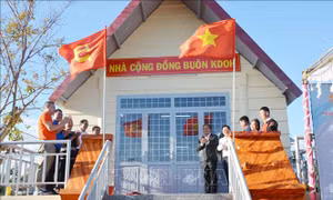 Khánh thành nhà cộng đồng và Ngày hội Đại đoàn kết buôn Kđoh