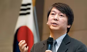Hàn Quốc: 'Ông trùm' phần mềm Ahn Cheol Soo tuyên bố tái tranh cử tổng thống