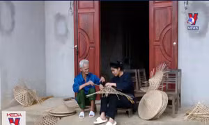 Độc đáo nón lá người Nùng 