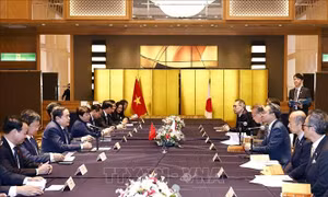 Chủ tịch Quốc hội Trần Thanh Mẫn tiếp Thống đốc tỉnh Nagasaki