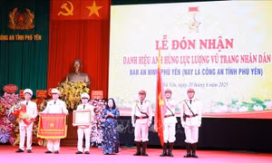 Công an tỉnh Phú Yên đón nhận danh hiệu cao quý 'Anh hùng Lực lượng Vũ trang Nhân dân'