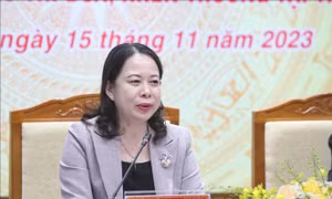 Gắn công tác thi đua khen thưởng với thực hiện nhiệm vụ chính trị