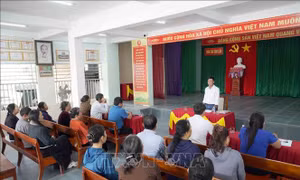 Bí thư Chi bộ bán tài sản cá nhân giúp người dân xây dựng nông thôn mới