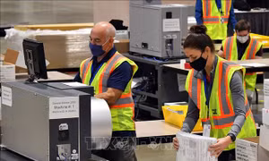 Thẩm phán bác đề nghị dừng kiểm phiếu tại Philadelphia