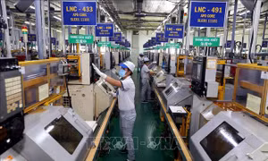 Để mãi xứng danh là Thành phố mang tên Bác - Bài 2: Giữ vững vị trí đầu tàu kinh tế 