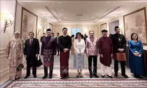 Việt Nam góp sắc màu văn hóa tại 'Đêm ASEAN' ở Pháp