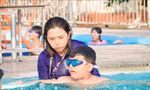 Tấm gương hết lòng vì học sinh thân yêu