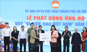 Hà Nội: Hơn 40 tỷ đồng ủng hộ Quỹ 'Vì biển, đảo Việt Nam' năm 2025
