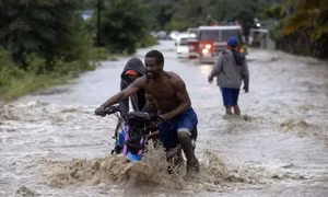 Mưa lũ khiến 21 người thiệt mạng tại CH Dominicana 