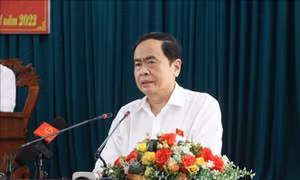 Phó Chủ tịch Thường trực Quốc hội Trần Thanh Mẫn tiếp xúc cử tri tại Hậu Giang